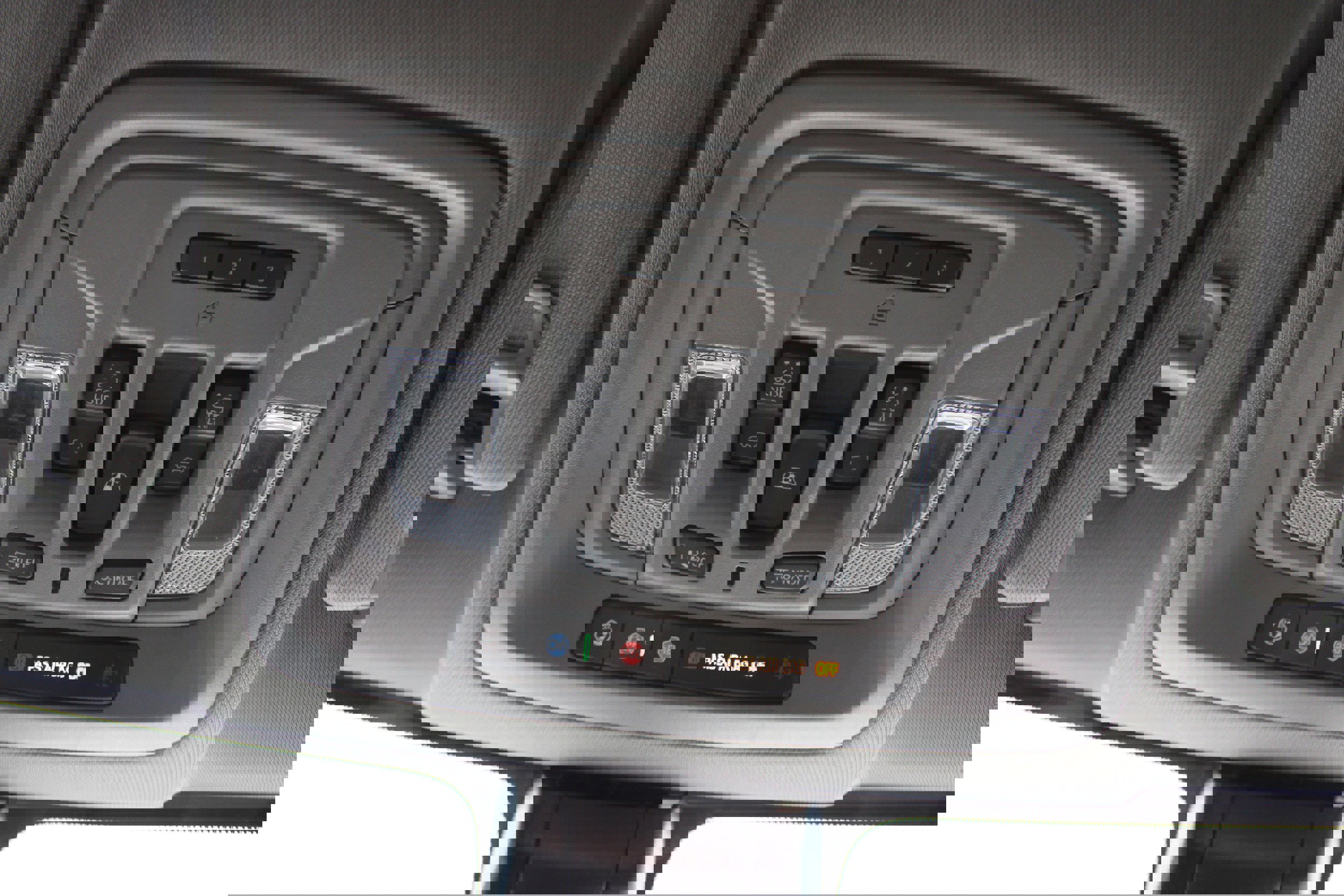 Used 2022 GMC Sierra 3500 Denali w/ Denali Ultimate Package image 31