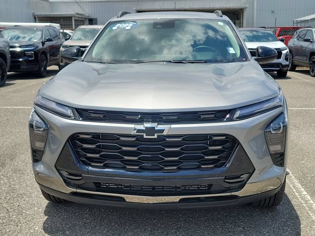 Certified 2025 Chevrolet Trax ACTIV w/ Driver Confidence Package FWD image 7