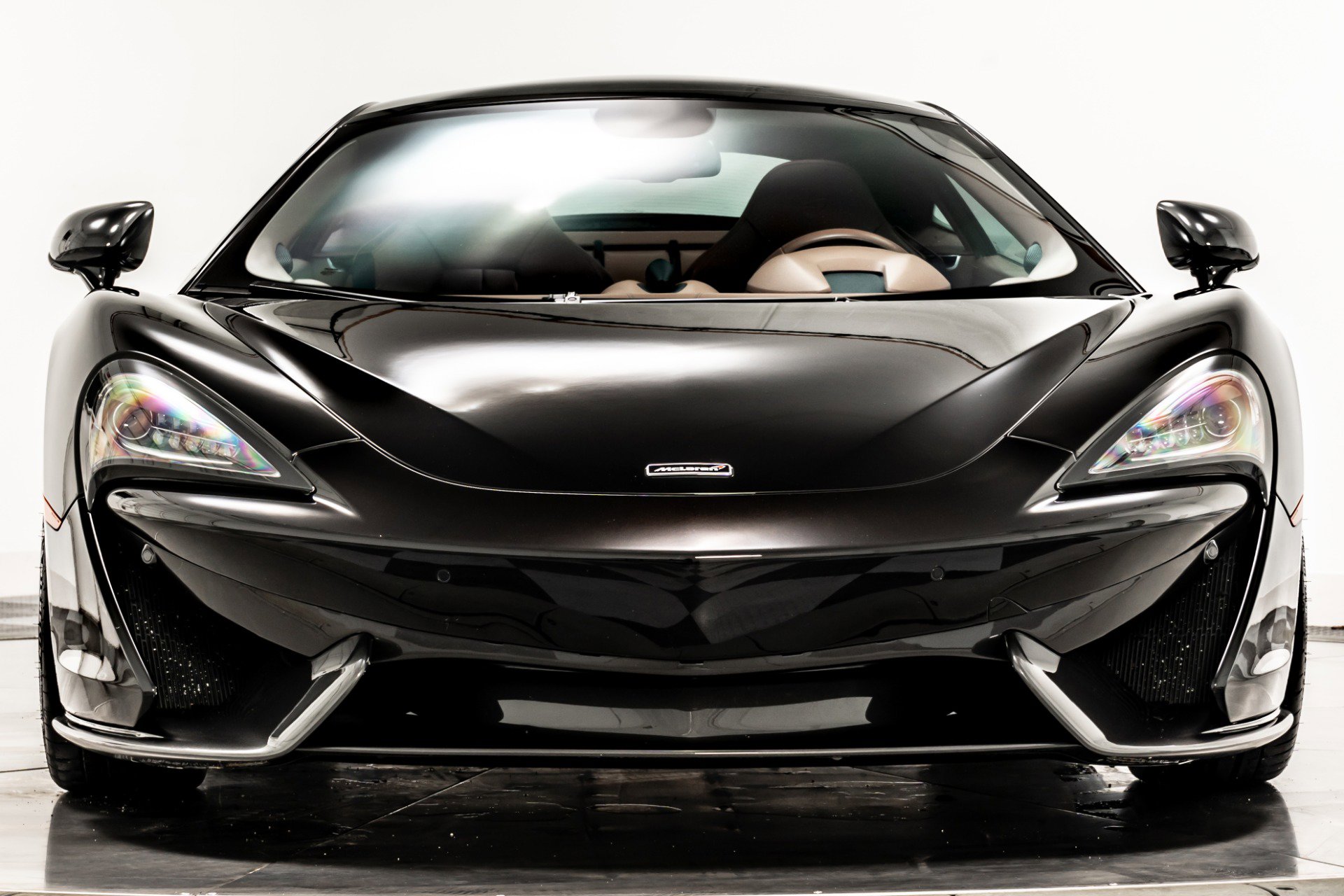 Used 2017 McLaren 570S image 4