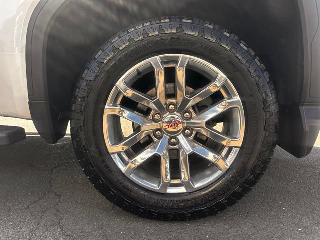 Used 2019 GMC Sierra 1500 SLT w/ SLT Premium Package AWD/4WD image 35