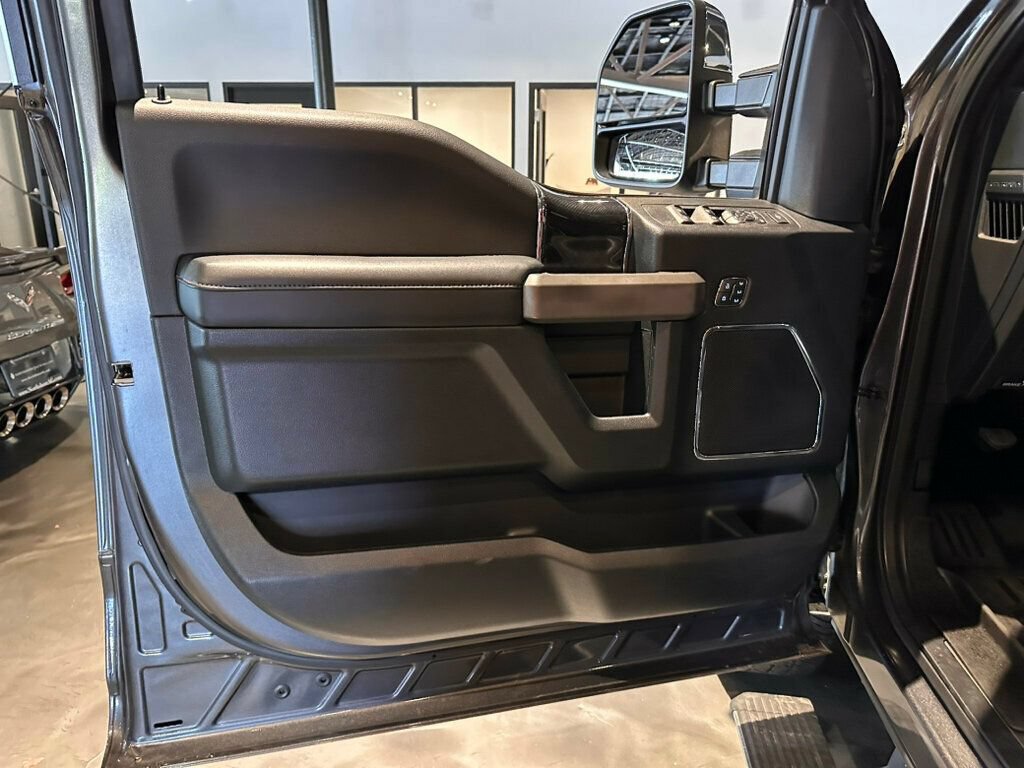 Used 2020 Ford F250 Platinum w/ FX4 Off-Road Package AWD/4WD image 14