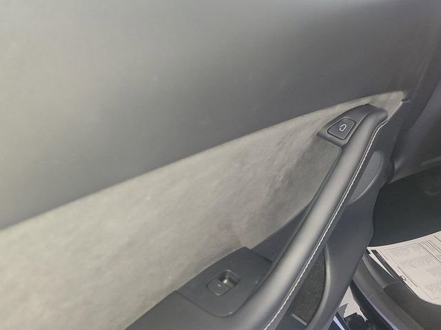Used 2023 Tesla Model Y Long Range image 11