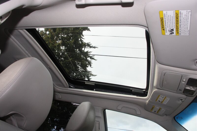 Used 2011 Subaru Forester 2.5X Limited AWD/4WD image 9