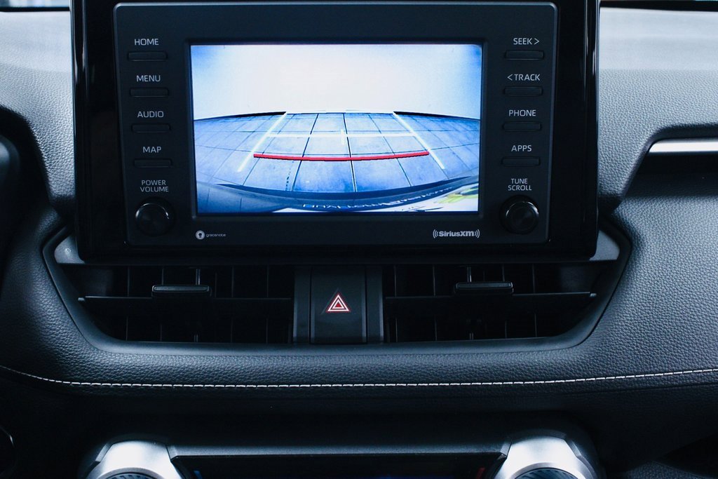 Used 2021 Toyota RAV4 XLE image 18