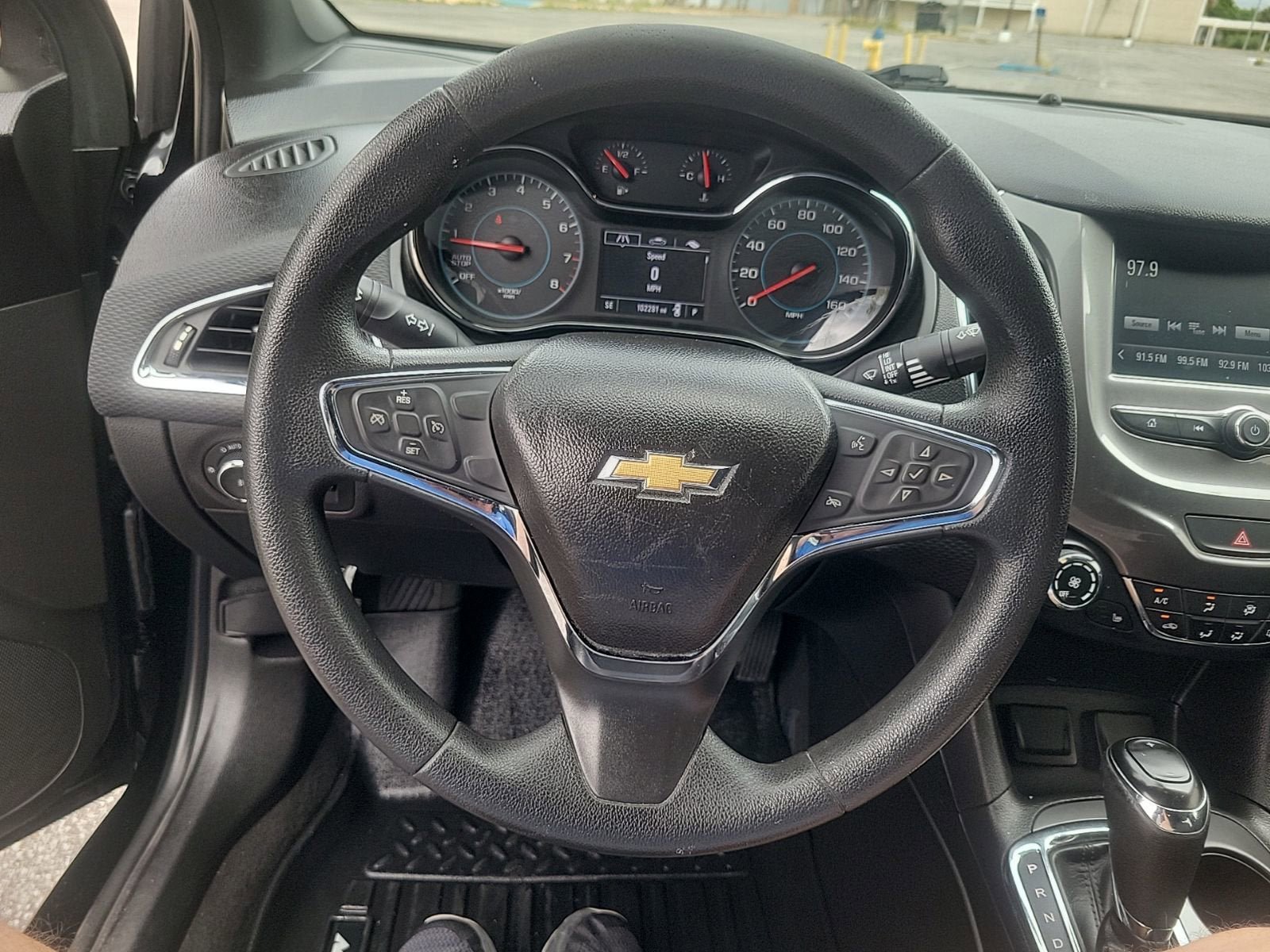 Used 2018 Chevrolet Cruze LT w/ Convenience Package image 21