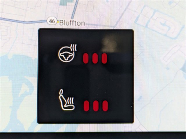 New 2025 Volvo XC60 B5 Plus w/ Protection Package Premier image 22