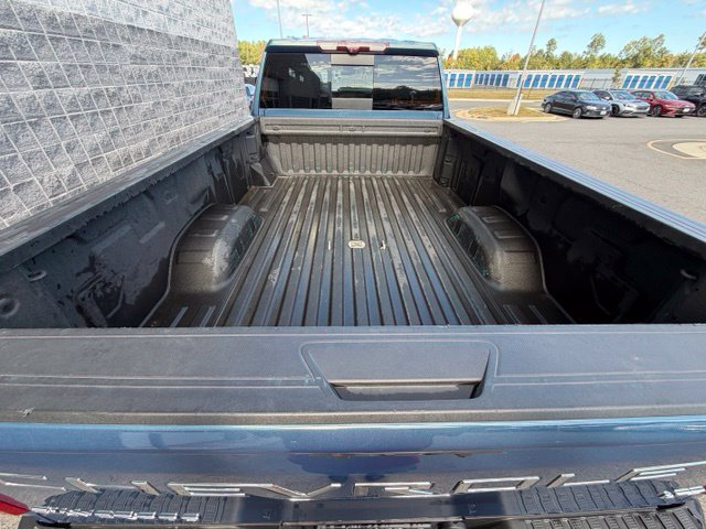 Used 2024 Chevrolet Silverado 3500 LTZ w/ LTZ Plus Package AWD/4WD image 11