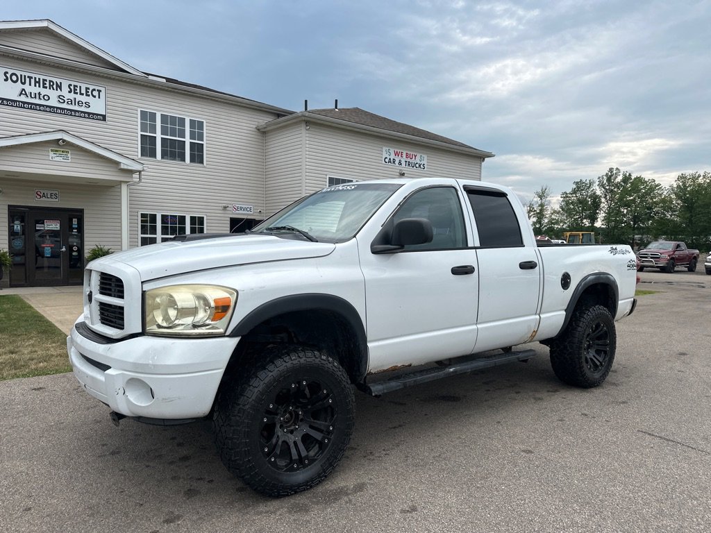 Used 2007 Dodge Ram 1500 Truck SLT image 2