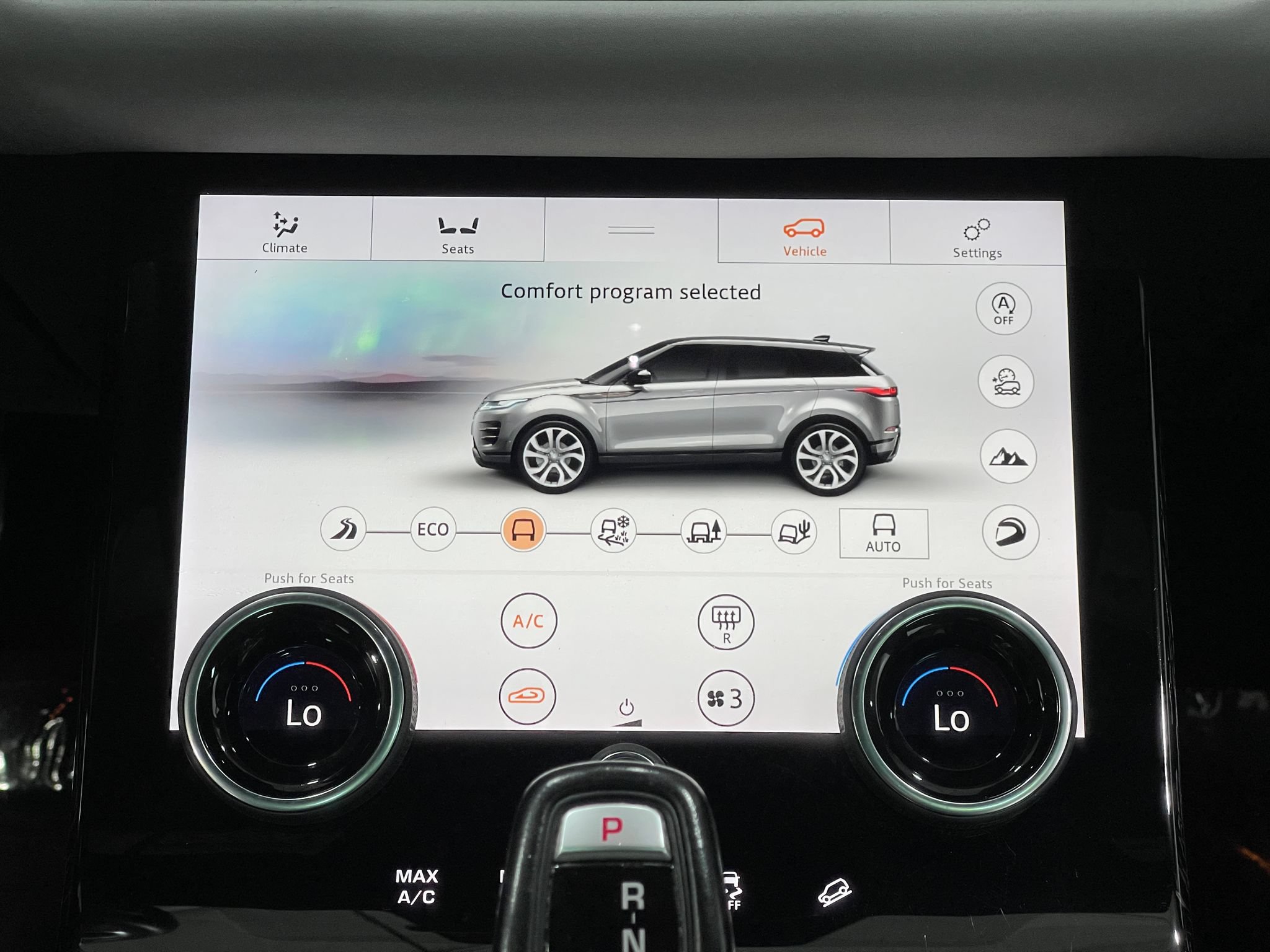 Used 2020 Land Rover Range Rover Evoque First Edition AWD/4WD image 25