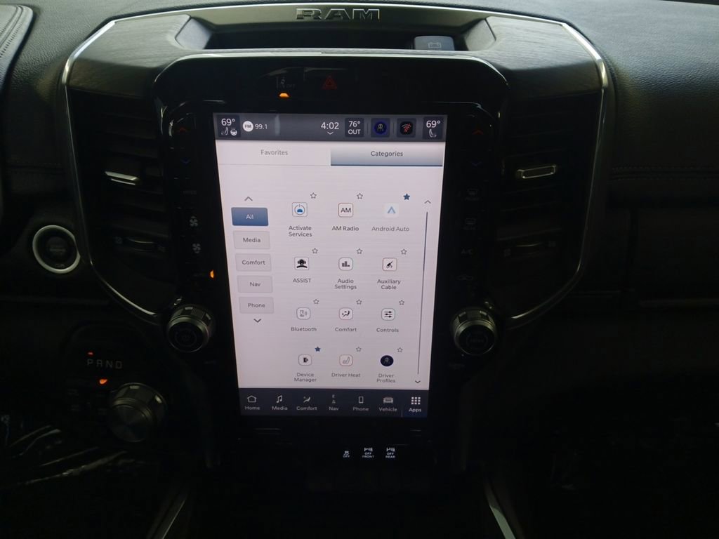 Used 2025 RAM 1500 Laramie AWD/4WD image 8