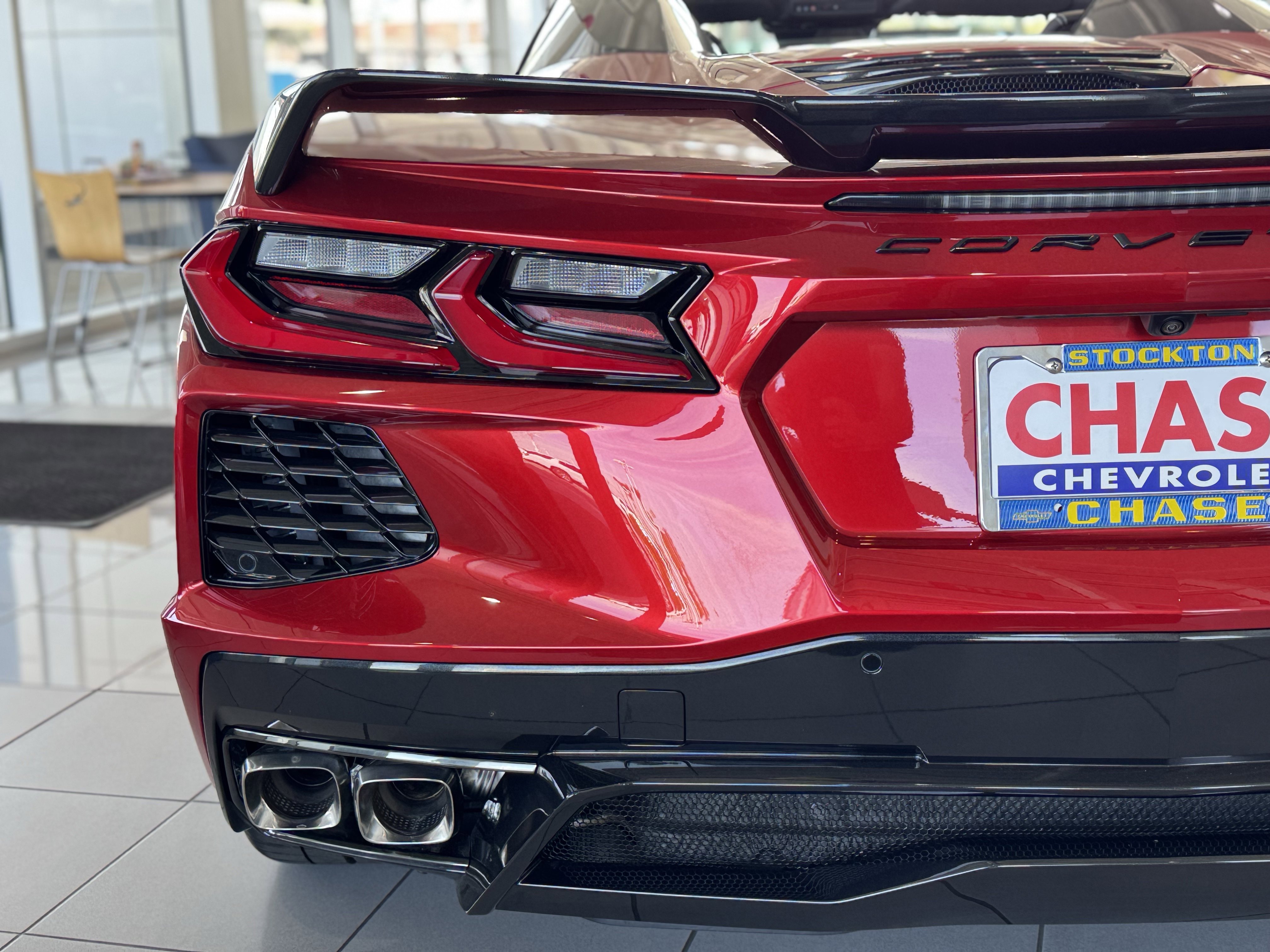 Used 2024 Chevrolet Corvette Stingray Convertible w/ Z51 Performance Package image 6