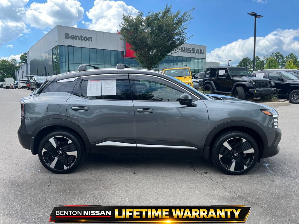 Used 2026 Nissan Kicks SR FWD image 9