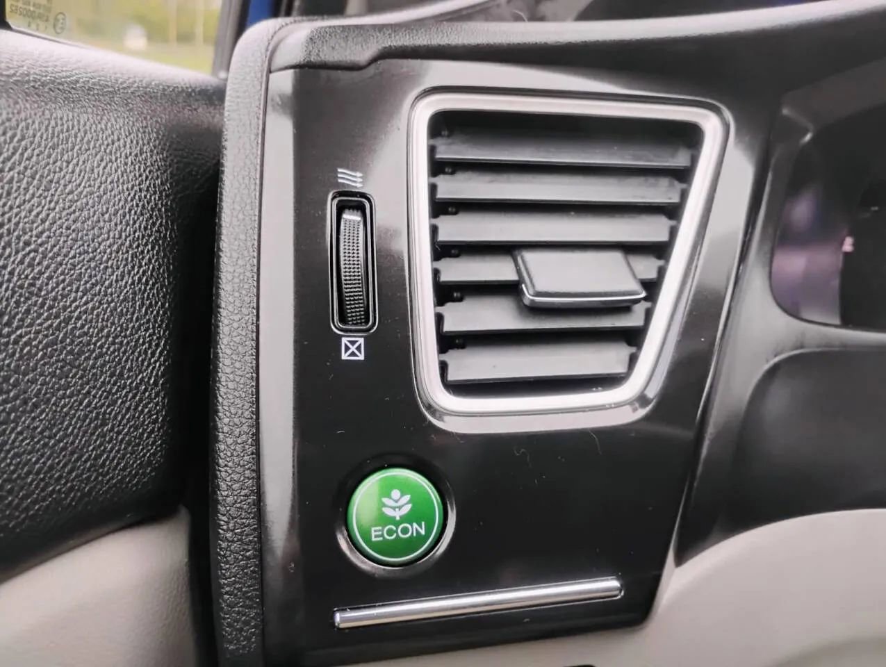 Used 2013 Honda Civic LX image 23