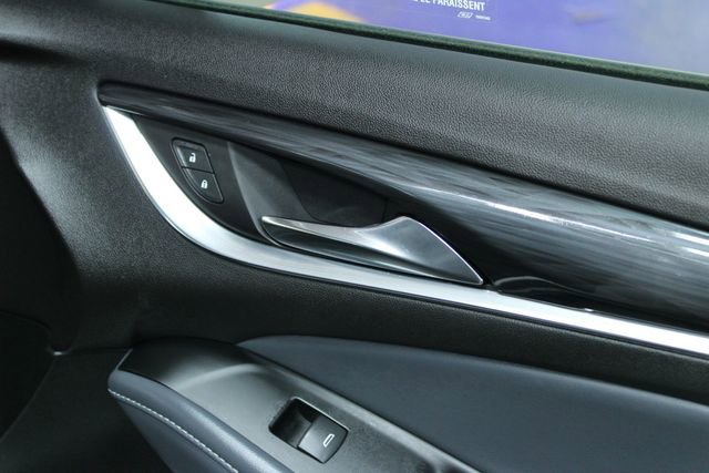 Used 2024 Buick Enclave Essence w/ Experience Buick Package image 11