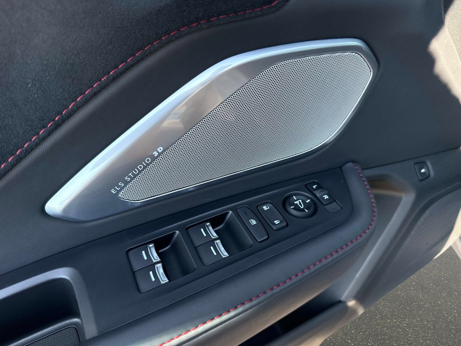 Certified 2025 Acura RDX A-Spec image 19