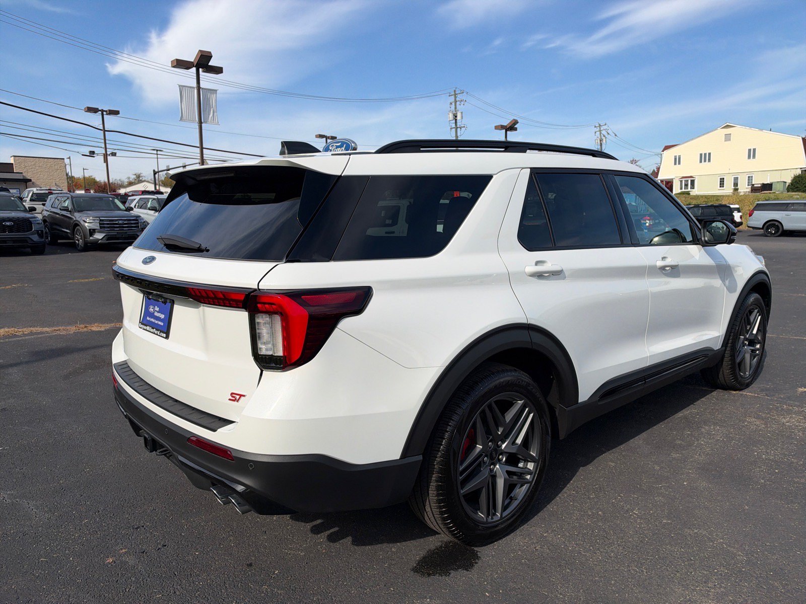 Used 2026 Ford Explorer ST AWD/4WD image 18