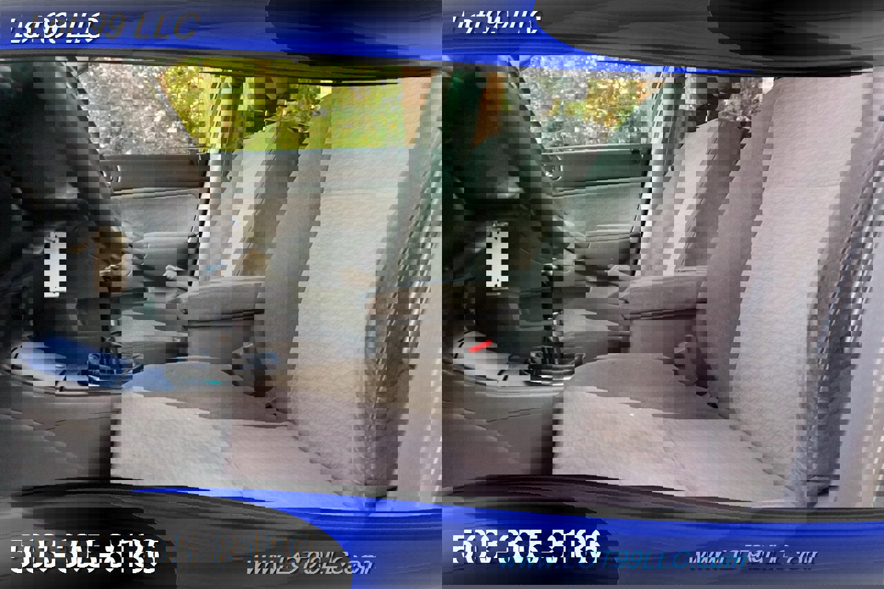 Used 2005 Honda Civic Hybrid Sedan image 16