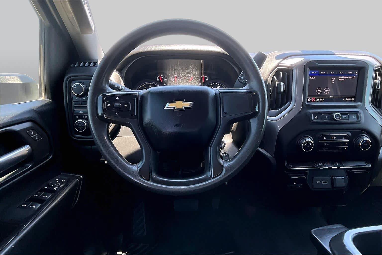 Used 2021 Chevrolet Silverado 2500 Custom w/ Custom Value Package AWD/4WD image 6