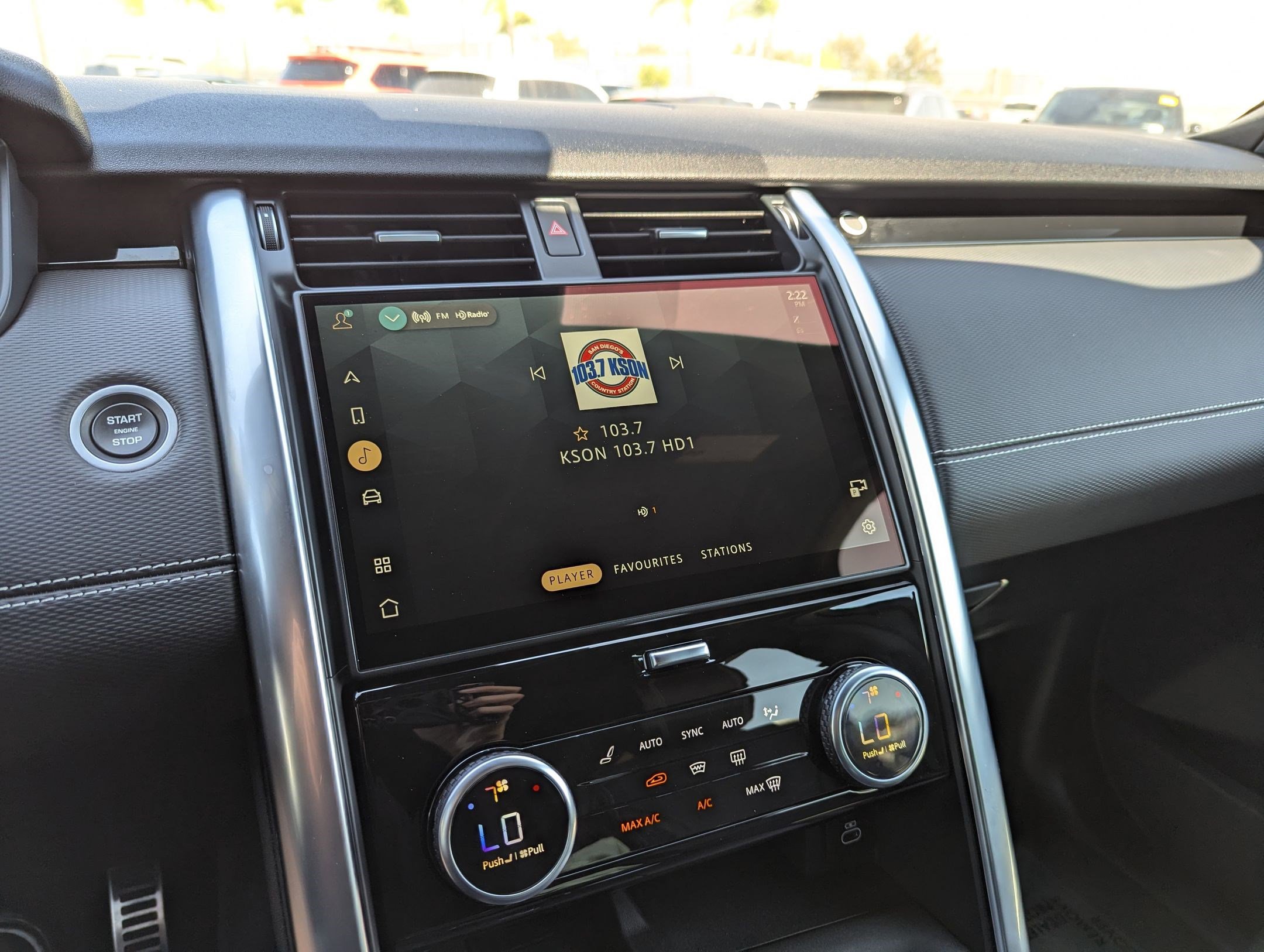 Used 2023 Land Rover Discovery S R-Dynamic image 24