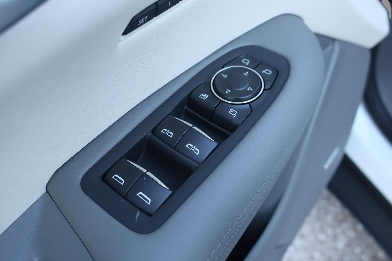 New 2026 Cadillac XT5 Premium Luxury w/ Driver Assist Package image 11