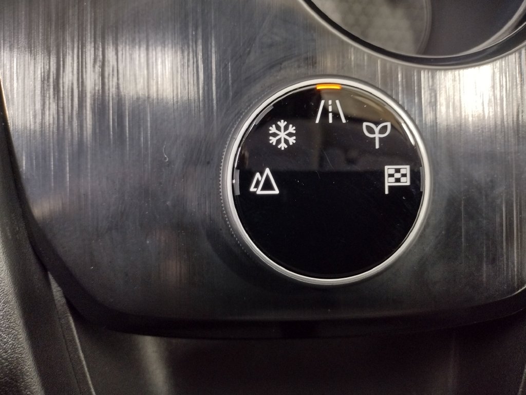 Used 2026 Nissan Rogue SV w/ Cold Weather Package AWD/4WD image 31