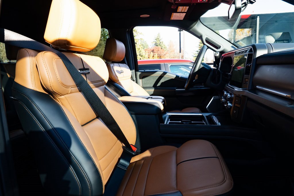 Used 2024 Ford F350 Platinum image 25