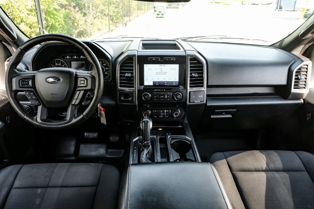 Used 2016 Ford F150 XLT w/ Equipment Group 302A Luxury image 15