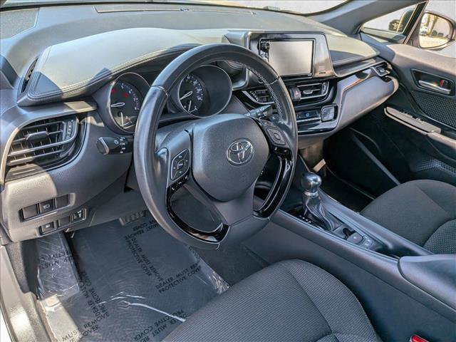 Used 2018 Toyota C-HR XLE FWD image 9