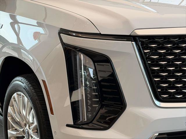 Used 2026 Cadillac Escalade Luxury w/ Touring Package AWD/4WD image 11