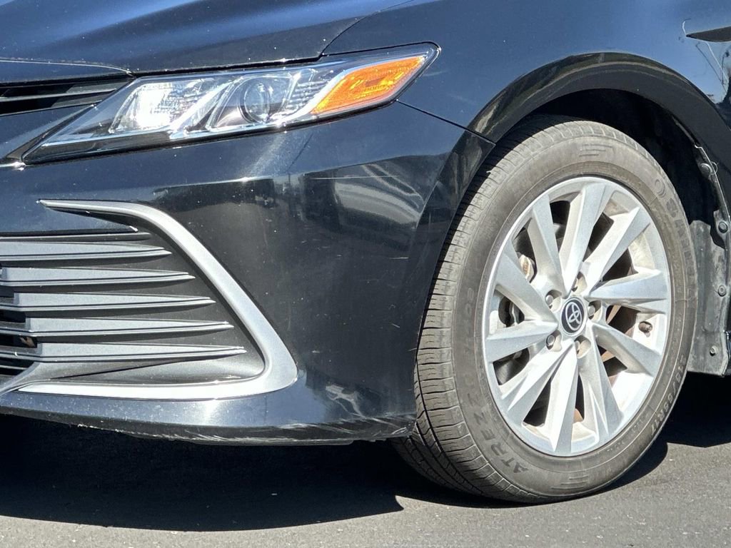Used 2023 Toyota Camry LE FWD image 8