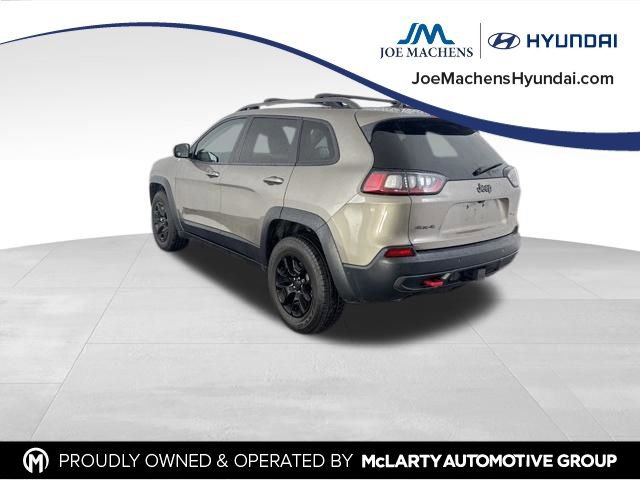 Used 2019 Jeep Cherokee Trailhawk AWD/4WD image 10