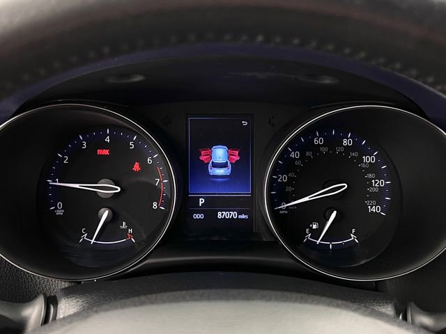 Used 2020 Toyota C-HR XLE FWD image 18