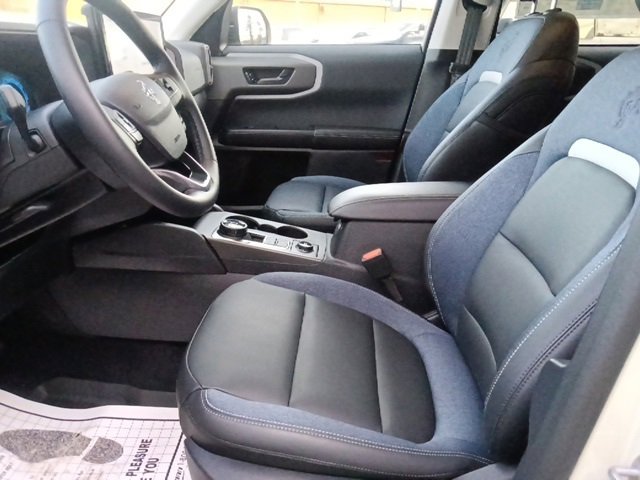 New 2025 Ford Bronco Sport Outer Banks image 14