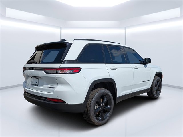 New 2025 Jeep Grand Cherokee Limited w/ Luxury Tech Group II image 3
