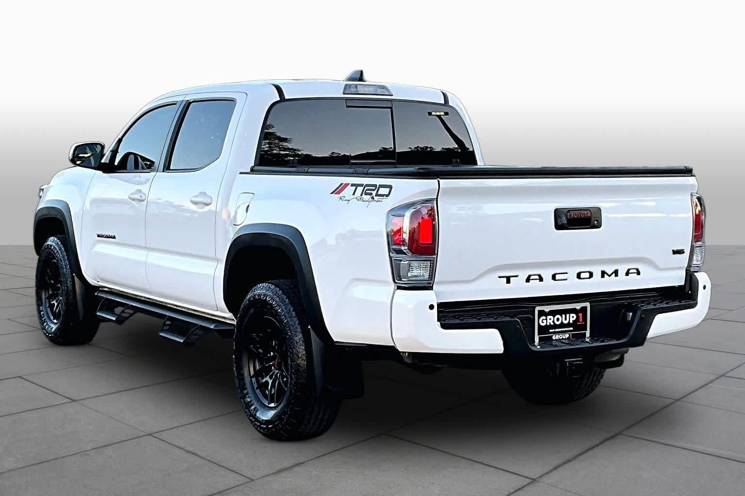 Certified 2023 Toyota Tacoma TRD Off-Road w/ Technology Package AWD/4WD image 11