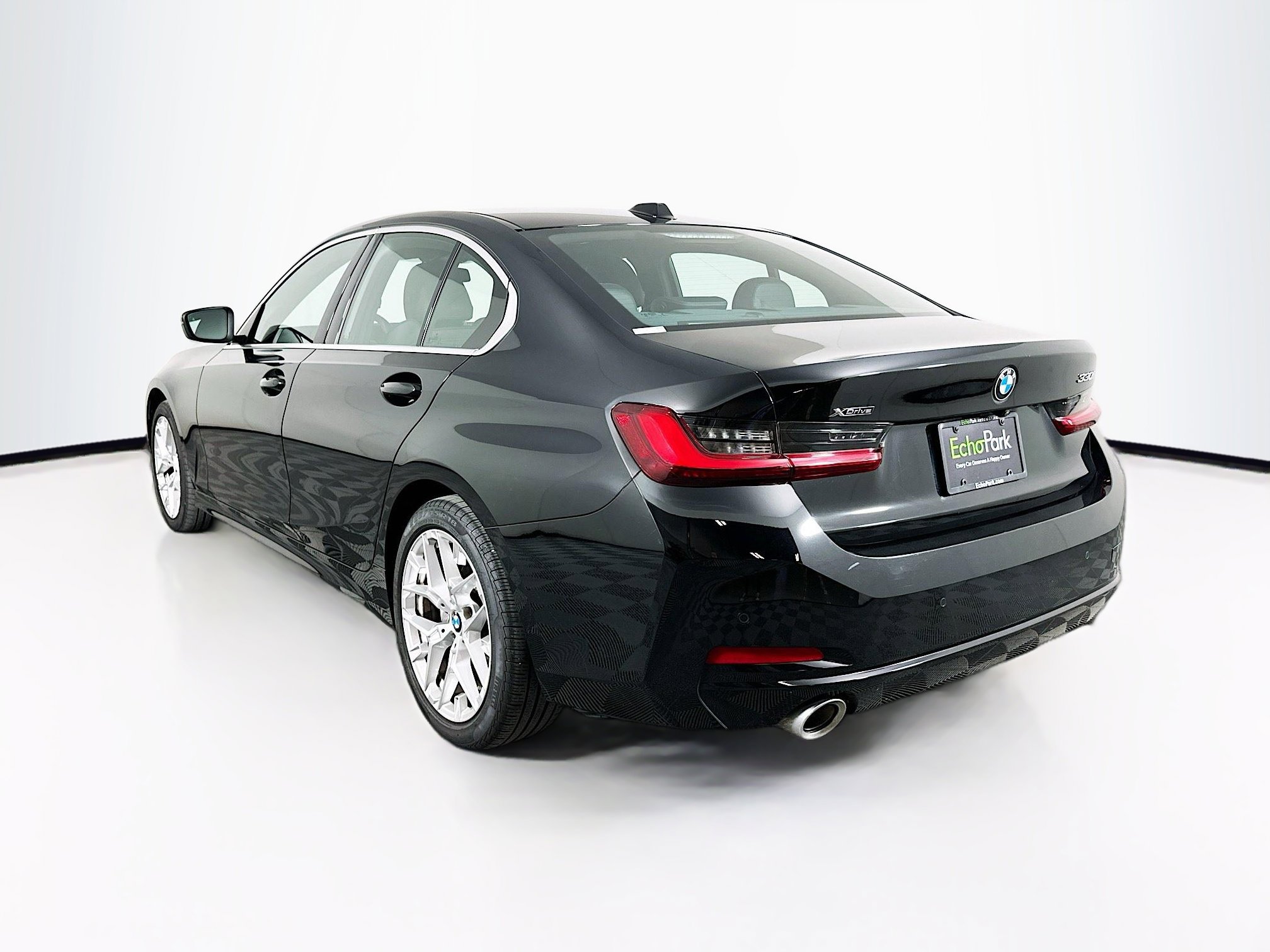 Used 2025 BMW 330i xDrive Sedan image 5