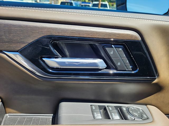 New 2026 GMC Yukon XL Denali Ultimate AWD/4WD image 29