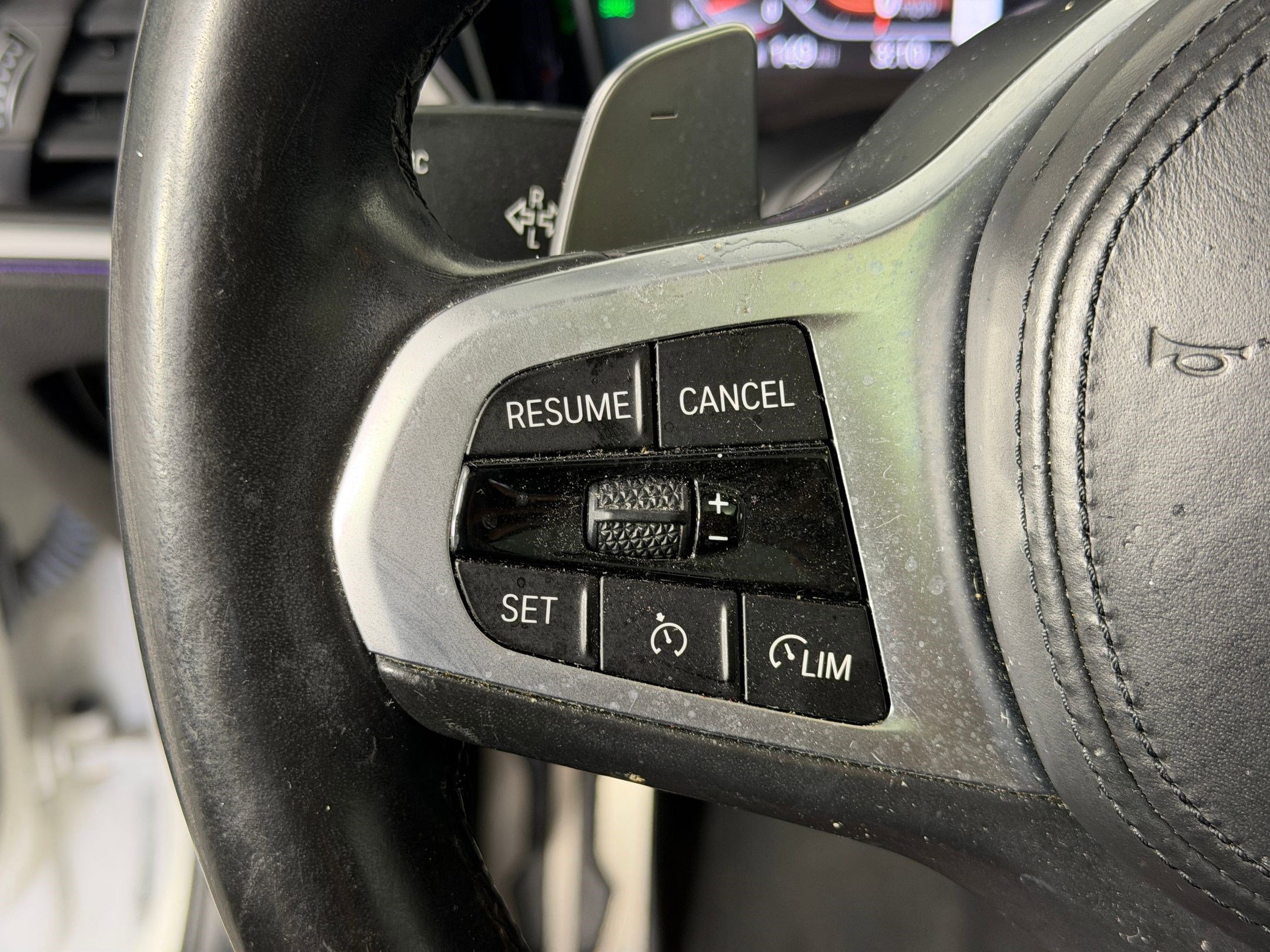 Used 2022 BMW 330i Sedan w/ M Sport Package image 16