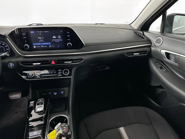 Used 2022 Hyundai Sonata SEL w/ Cargo Package image 22