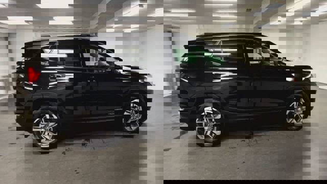 Certified 2018 GMC Terrain SLT w/ Preferred Package image 9