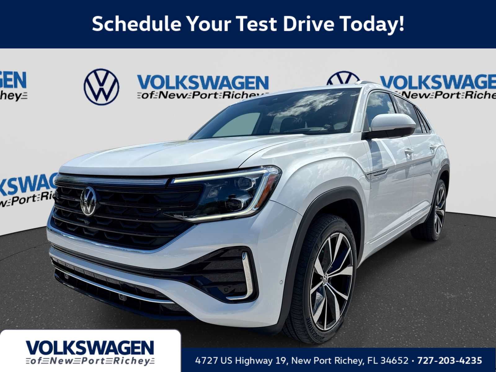 Certified 2024 Volkswagen Atlas Cross Sport SEL Premium R-Line AWD/4WD image 1