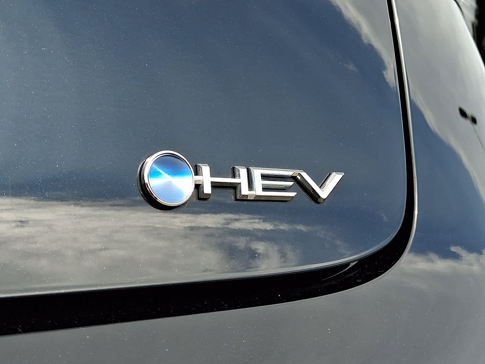 Certified 2025 Toyota Prius XLE FWD image 34