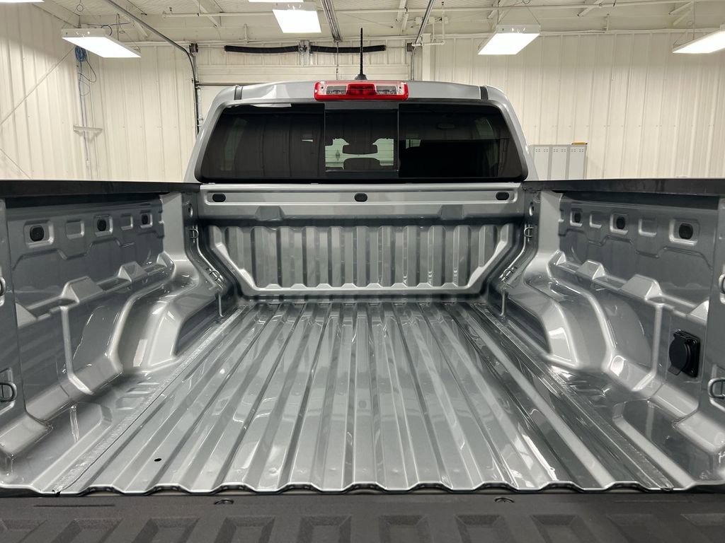 New 2026 Chevrolet Colorado LT image 24