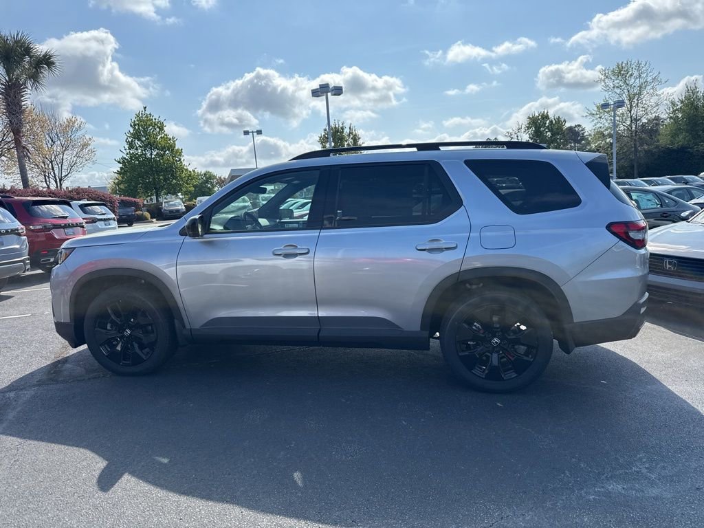 New 2026 Honda Pilot Black Edition image 6
