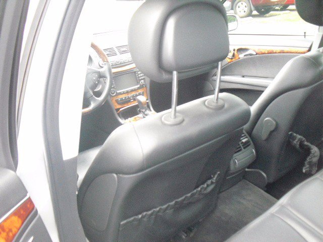 Used 2006 Mercedes-Benz E 350 Sedan image 7