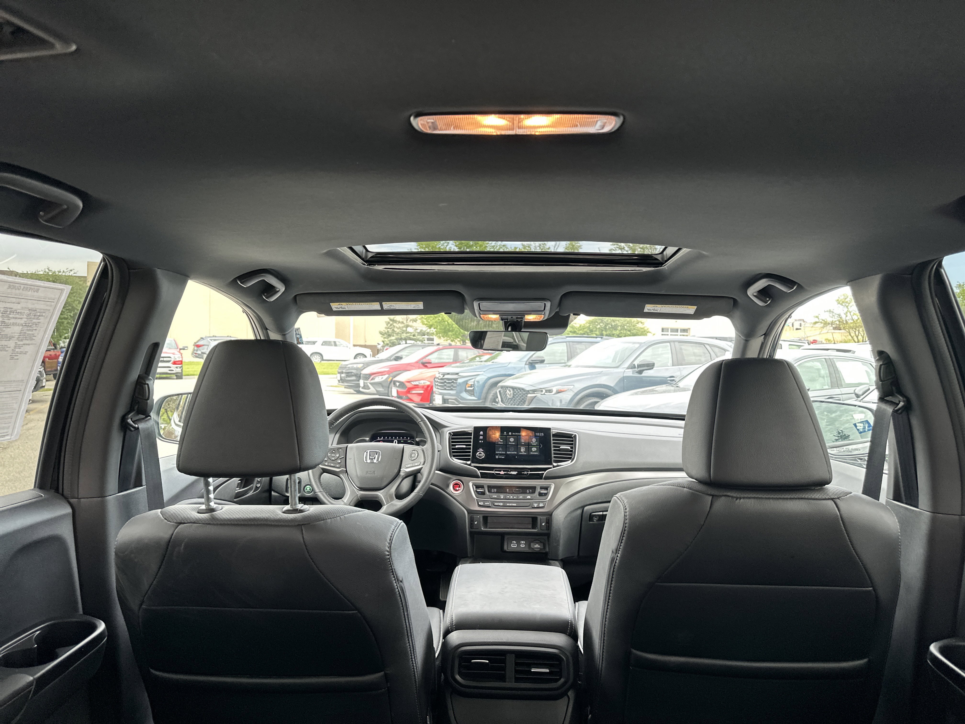 Used 2025 Honda Passport EX-L image 13