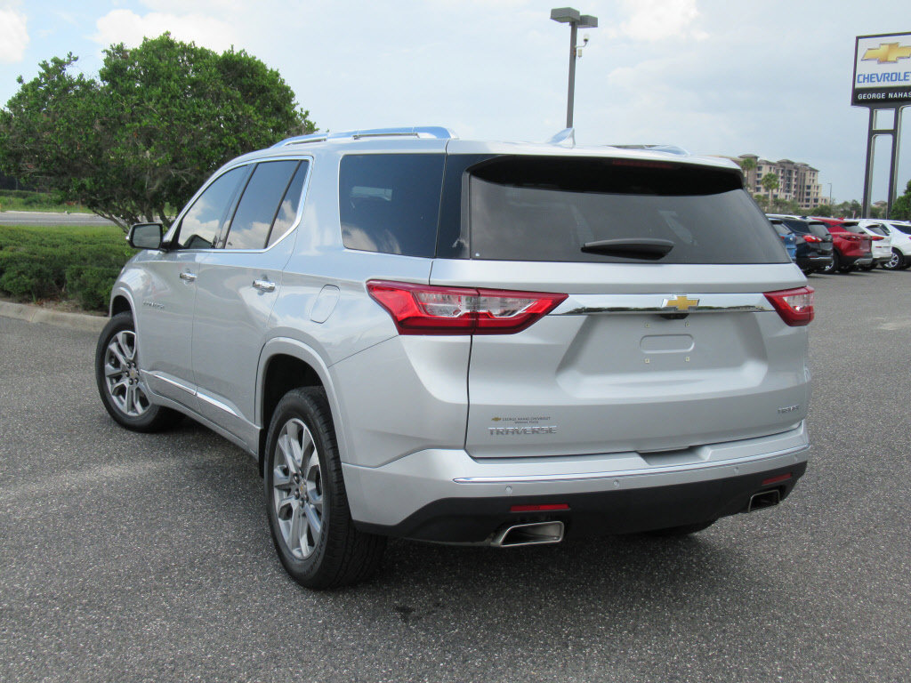 Used 2020 Chevrolet Traverse Premier FWD image 6