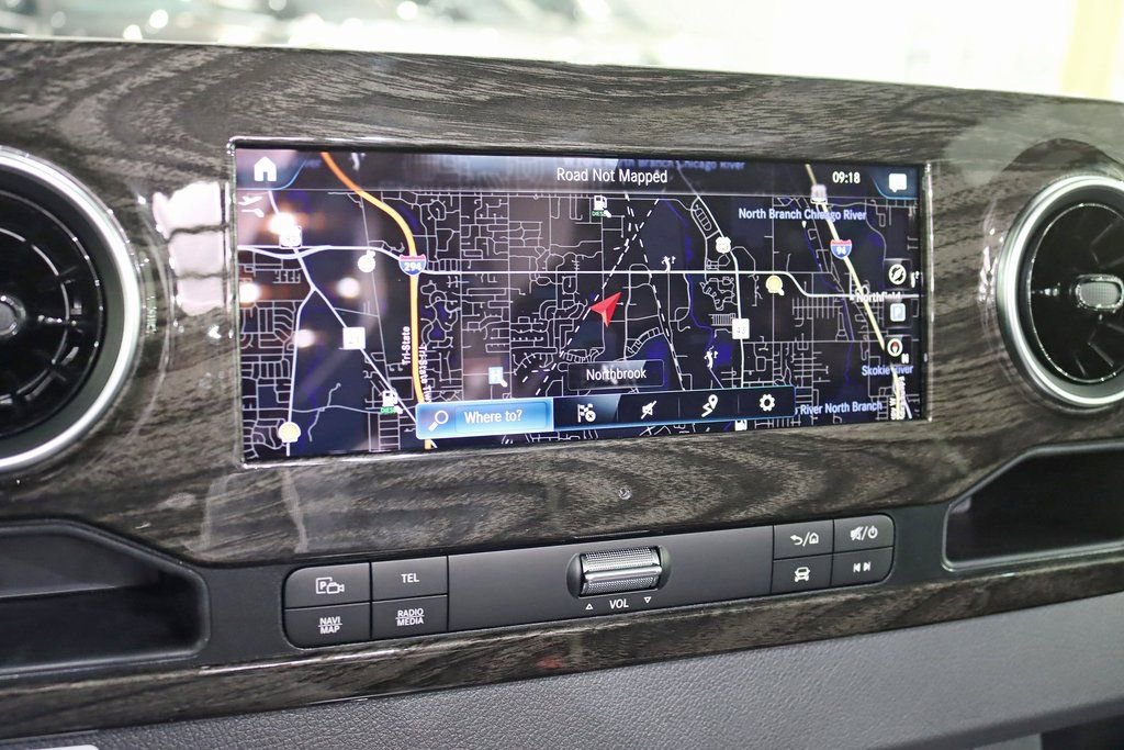 Used 2024 Mercedes-Benz Sprinter 3500 image 16