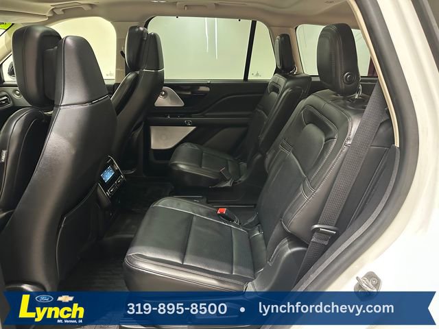 Used 2020 Lincoln Aviator Reserve w/ Equipment Group 202A image 25