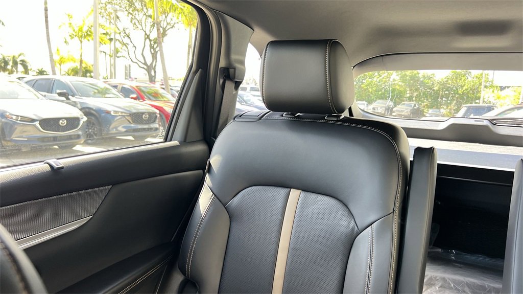 New 2025 MAZDA CX-90 3.3 Turbo S w/ Premium Package image 19
